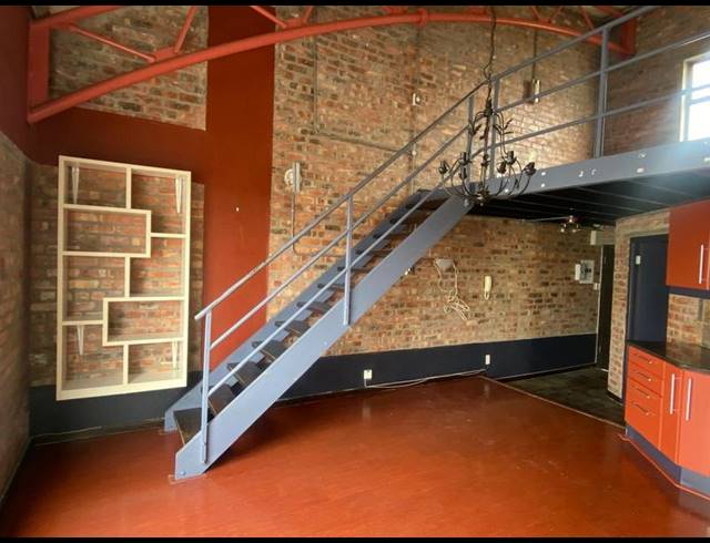 1 BEDROOM PROPERTY TO RENT IN SEA POINT